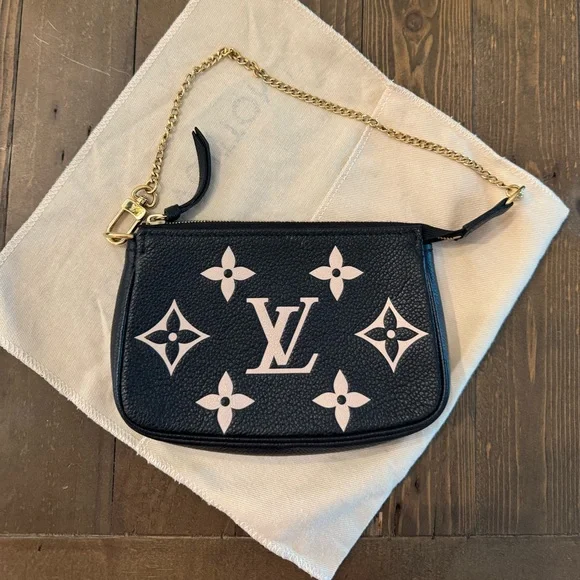 Louis Vuitton Empreinte Monogram Mini Pochette Accessories Black - Picture 4 of 5
